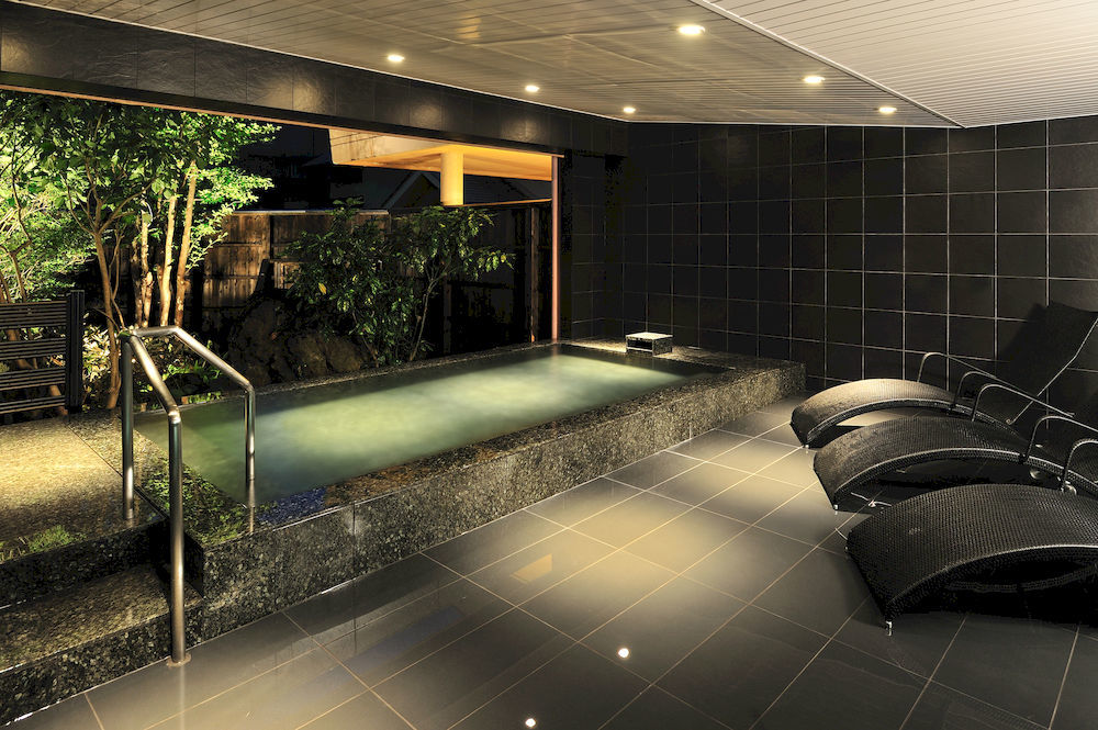 מלון Echigo Yuzawa Onsen Sakura Tei מראה חיצוני תמונה